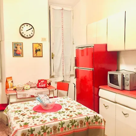Elena' S House *